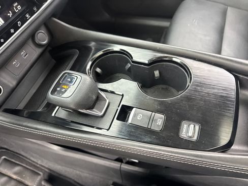 Used 2021 Nissan Rogue SL w/ Premium Package FWD image 17