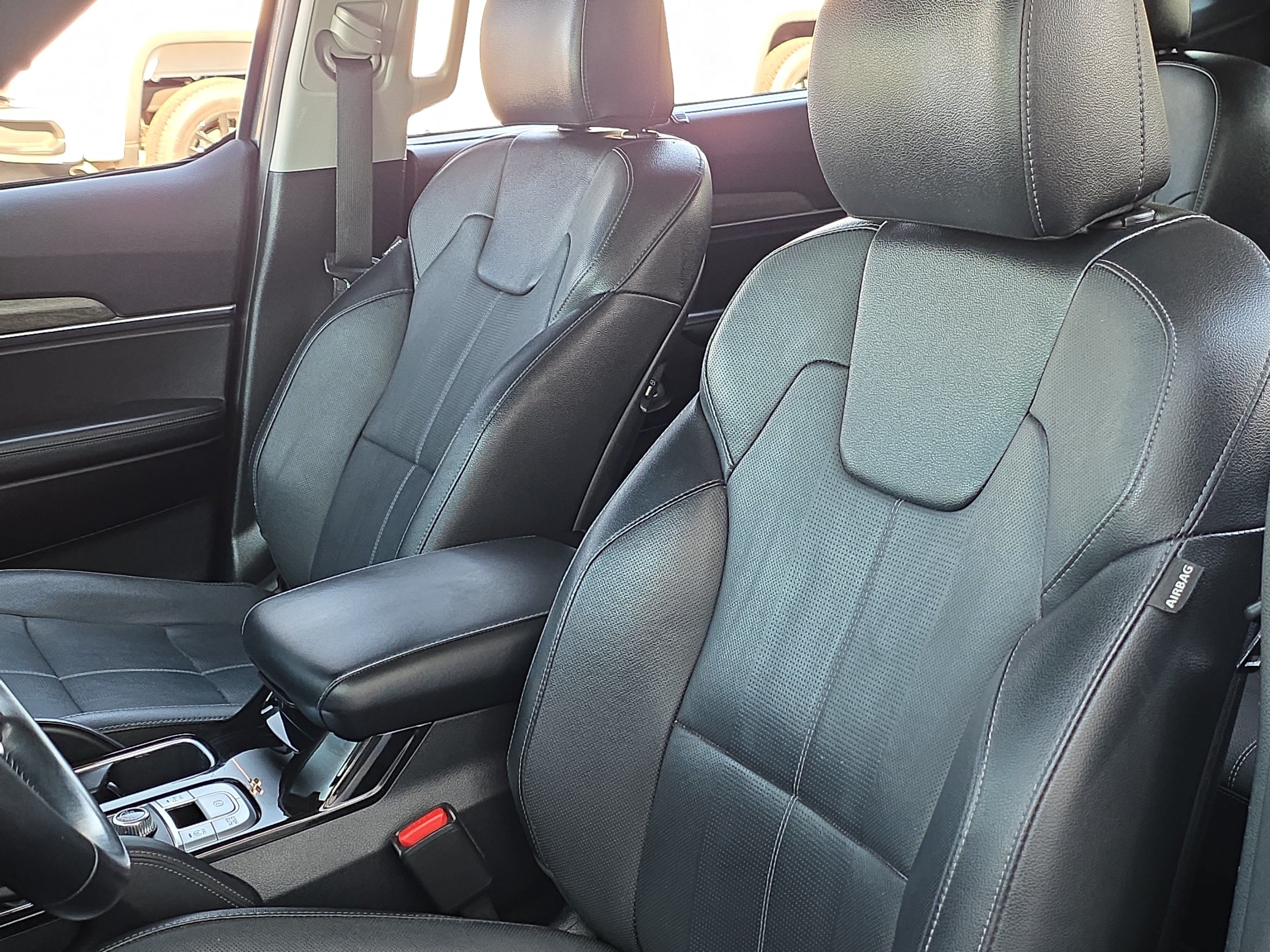 Used 2021 Kia Telluride EX w/ EX Premium Package FWD image 13