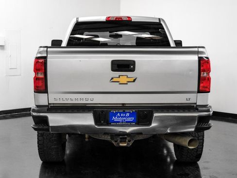Used 2017 Chevrolet Silverado 2500 LT w/ LT Convenience Package image 10
