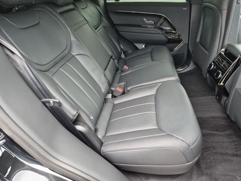 New 2026 Land Rover Range Rover Sport Dynamic SE AWD/4WD image 21