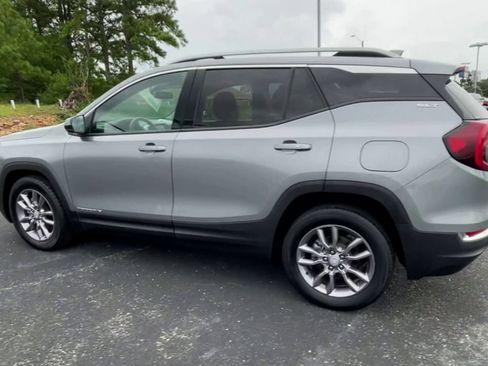 Used 2023 GMC Terrain SLT FWD image 6