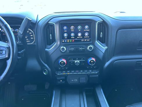 Used 2021 GMC Sierra 1500 AT4 w/ AT4 Premium Package image 12