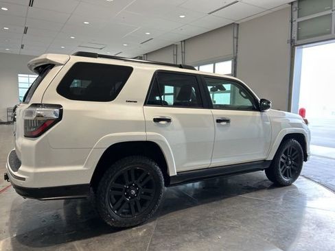 Used 2021 Toyota 4Runner Nightshade AWD/4WD image 9