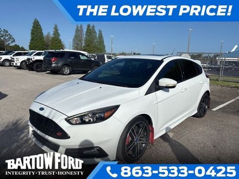 Used 2018 Ford Focus ST w/ Equipment Group 402A image 1