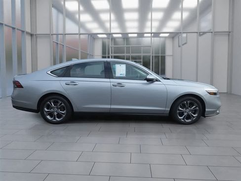 Certified 2023 Honda Accord EX image 2