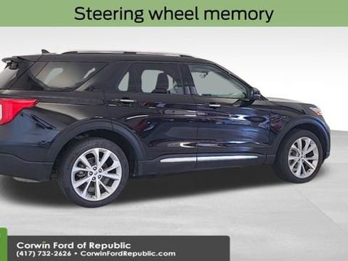 Used 2024 Ford Explorer Platinum w/ Technology Package image 10