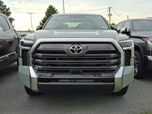 New 2026 Toyota Tundra Limited AWD/4WD image 2