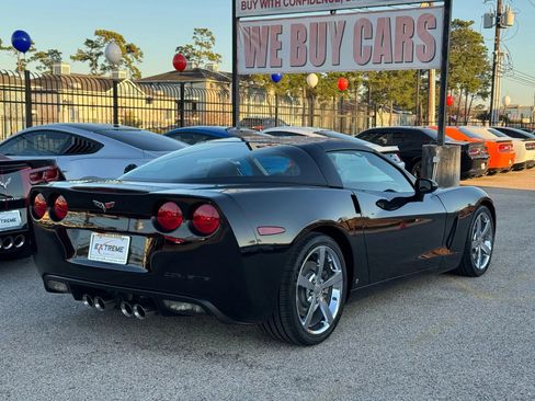 Used 2010 Chevrolet Corvette Coupe w/ Preferred Equipment Group image 9