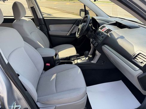 Used 2014 Subaru Forester 2.5i image 17