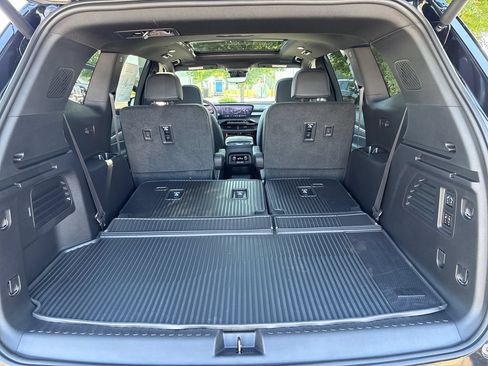 New 2026 Buick Enclave Sport Touring w/ Power Package FWD image 44