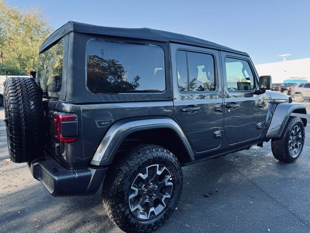 New 2025 Jeep Wrangler Unlimited Sahara AWD/4WD image 4