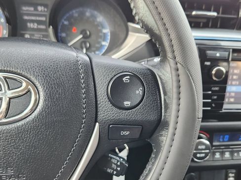 Used 2016 Toyota Corolla S FWD image 31