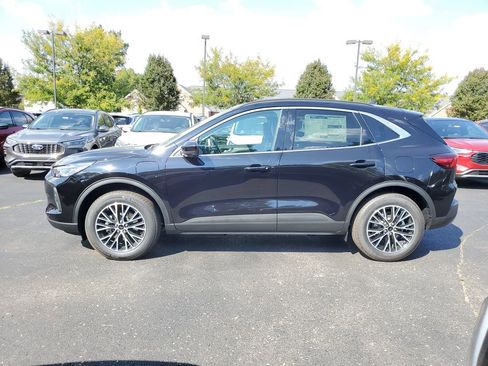 New 2025 Ford Escape Base w/ PHEV Premium Package image 36