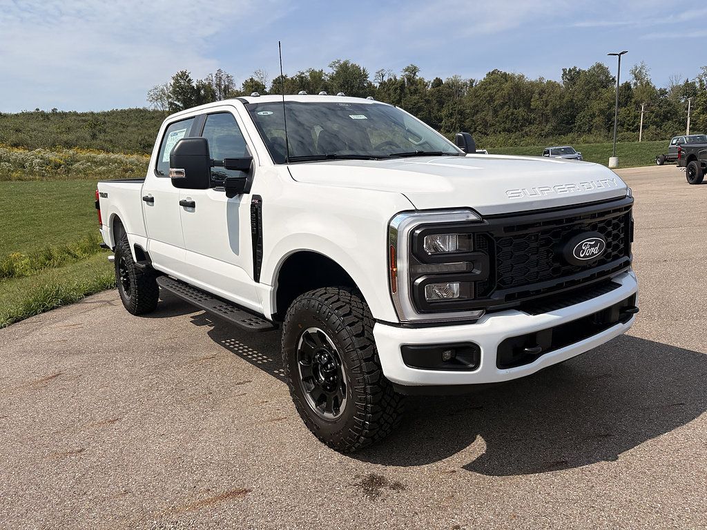 New 2027 Ford F250 XL w/ Tremor Off-Road Package AWD/4WD image 7