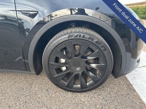 Used 2021 Tesla Model Y Long Range AWD/4WD image 11