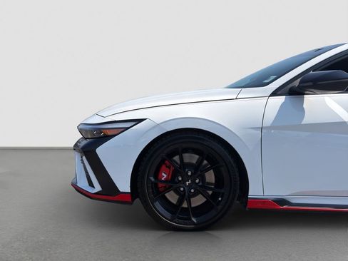 Used 2025 Hyundai Elantra N FWD image 32