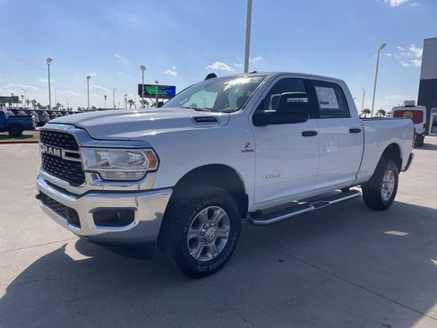Used 2024 RAM 2500 Big Horn image 6