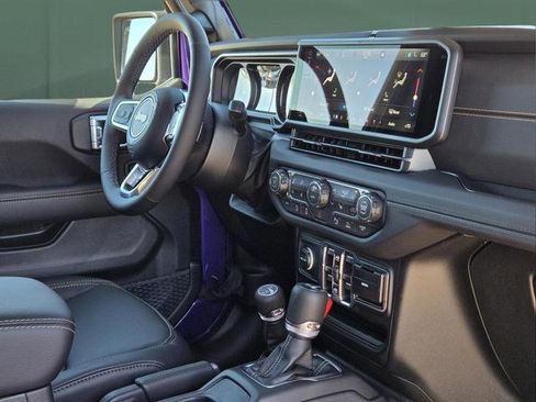New 2026 Jeep Wrangler Unlimited Sahara AWD/4WD image 8