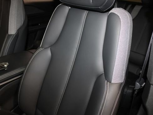Certified 2024 Cadillac Lyriq Tech w/ Driver Assist Package AWD/4WD image 10