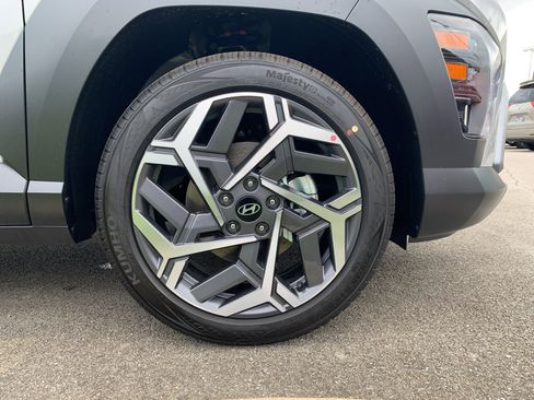 Used 2026 Hyundai Kona SEL Premium image 34