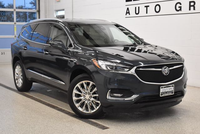 Used 2021 Buick Enclave Premium w/ Sun and Sites Package AWD/4WD image 1