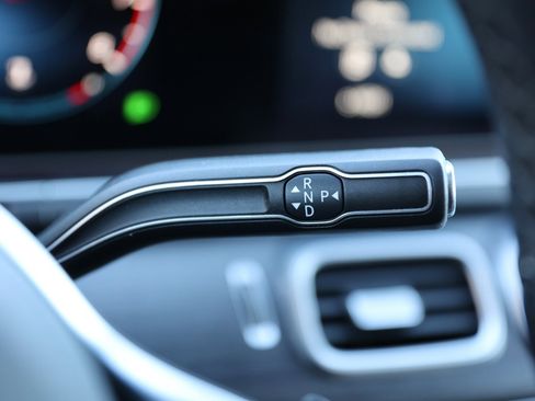 Used 2022 Mercedes-Benz GLE 350 4MATIC image 33