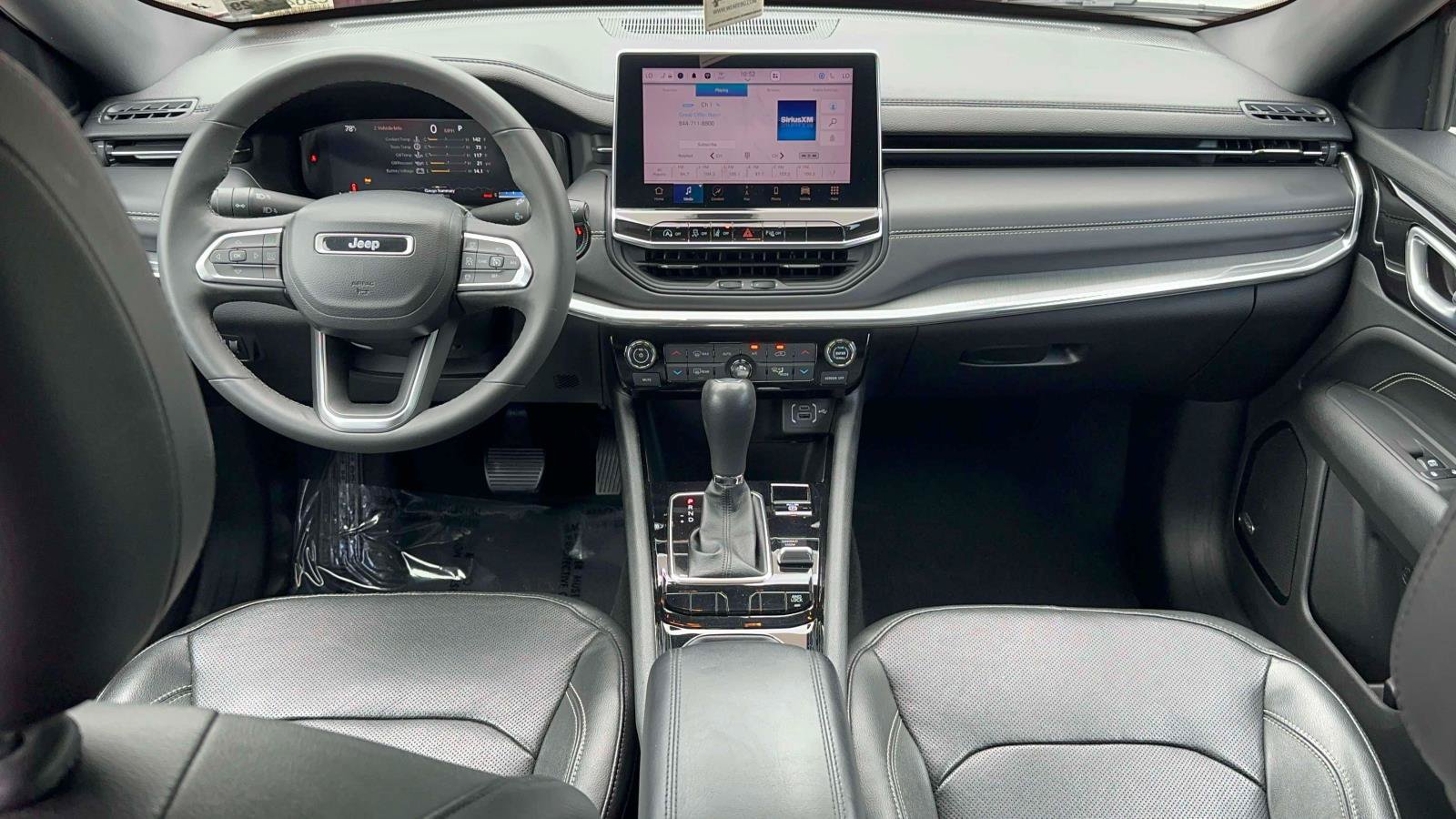 Used 2023 Jeep Compass High Altitude AWD/4WD image 11