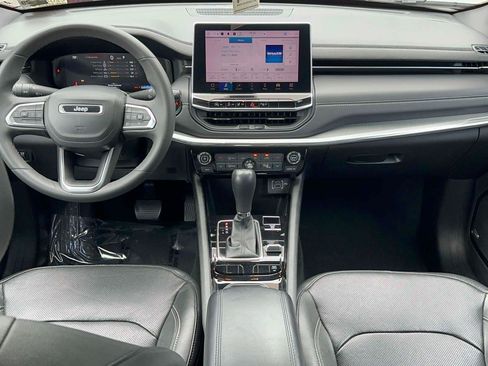 Used 2023 Jeep Compass High Altitude AWD/4WD image 11