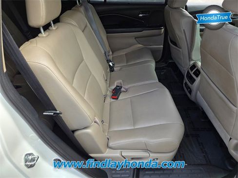 Used 2017 Honda Pilot Touring image 21
