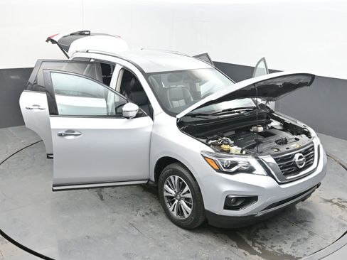 Used 2020 Nissan Pathfinder SL image 37
