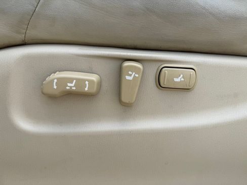 Used 2015 INFINITI QX80 2WD w/ Deluxe Technology Package image 10