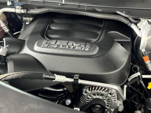 Used 2024 RAM 2500 Big Horn w/ Bed Utility Group image 30