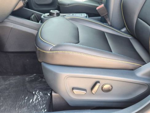 New 2026 Ford Maverick Lobo AWD/4WD image 24