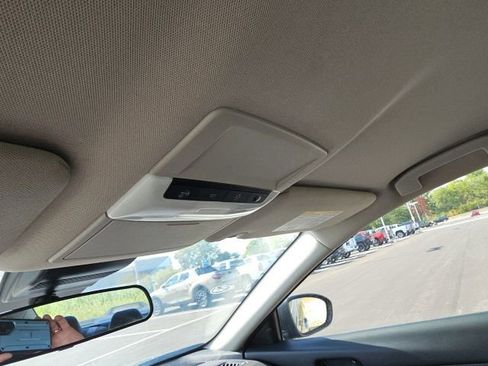 Used 2024 Nissan Altima 2.5 SV image 48