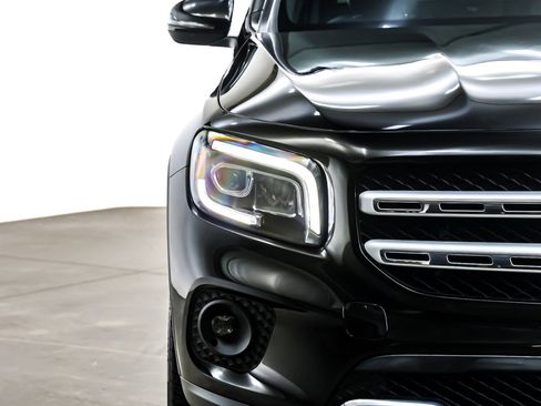 Used 2021 Mercedes-Benz GLB 250 image 14