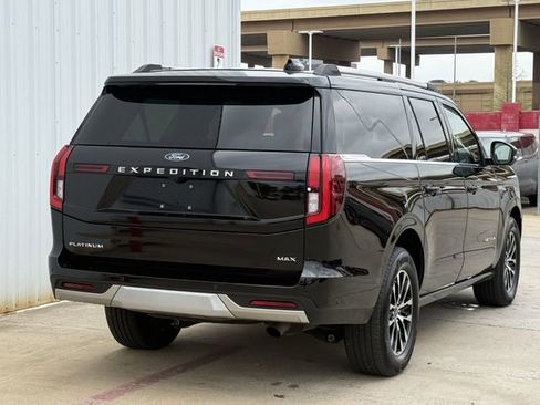 Used 2025 Ford Expedition Max Platinum image 4