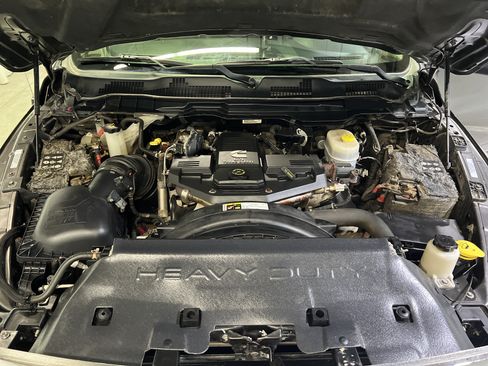 Used 2017 RAM 2500 Laramie AWD/4WD image 15