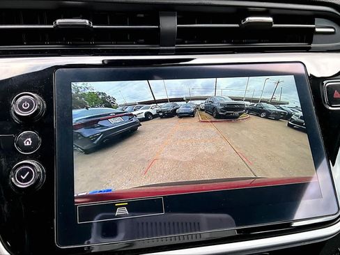Used 2023 Chevrolet Bolt EUV LT w/ Convenience Package FWD image 27