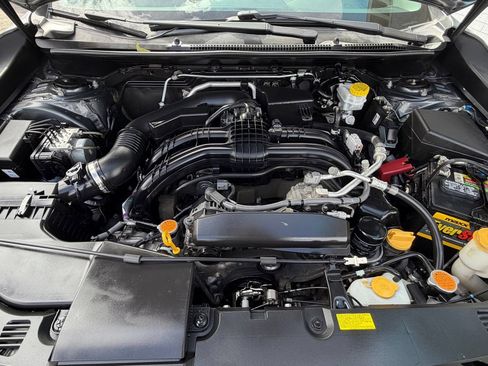 Used 2018 Subaru Impreza 2.0i AWD/4WD image 14