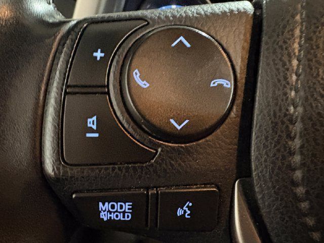 Certified 2017 Toyota RAV4 XLE AWD/4WD image 10