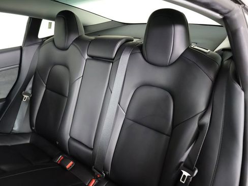 Used 2023 Tesla Model 3 Standard Range RWD image 31