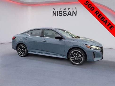 New 2025 Nissan Sentra SR w/ SR Premium Package image 6