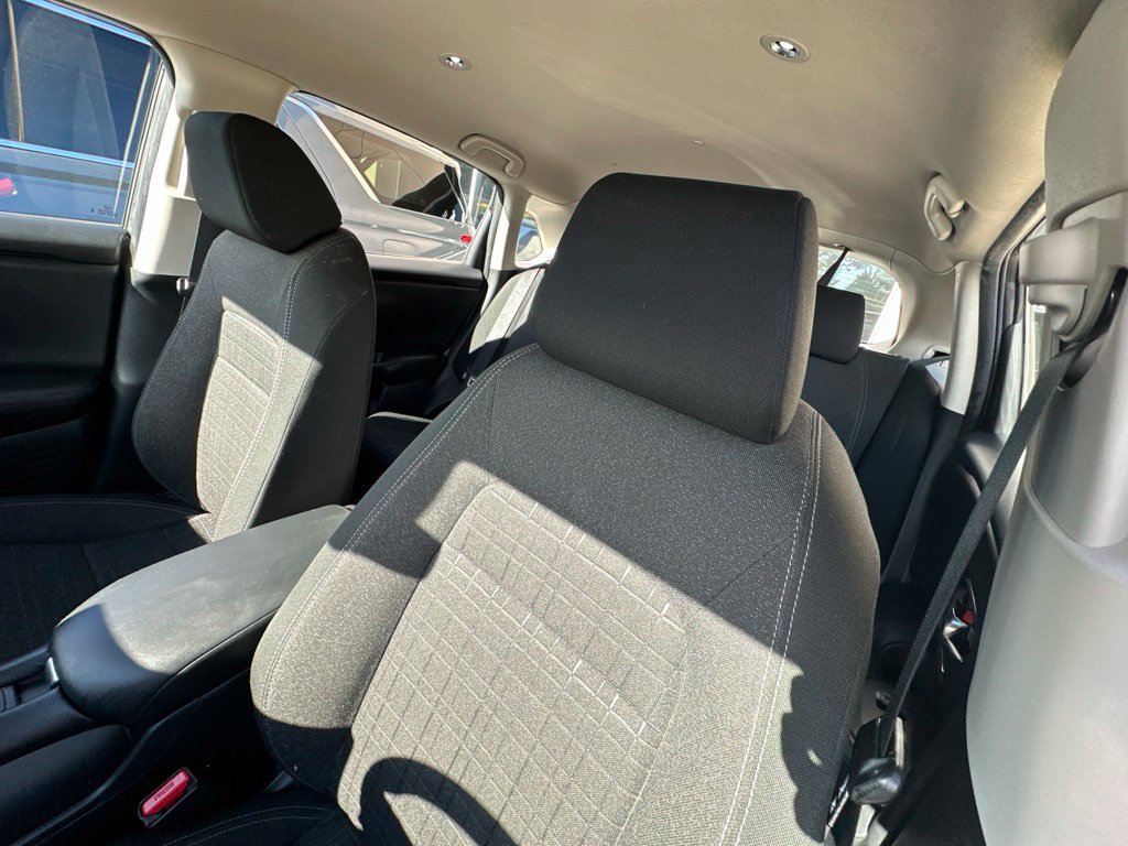 Used 2024 Honda HR-V LX image 11