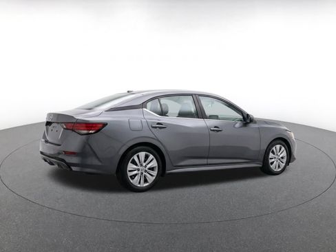 Used 2025 Nissan Sentra S FWD image 8