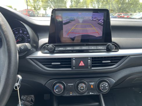 Used 2023 Kia Forte LXS FWD image 20