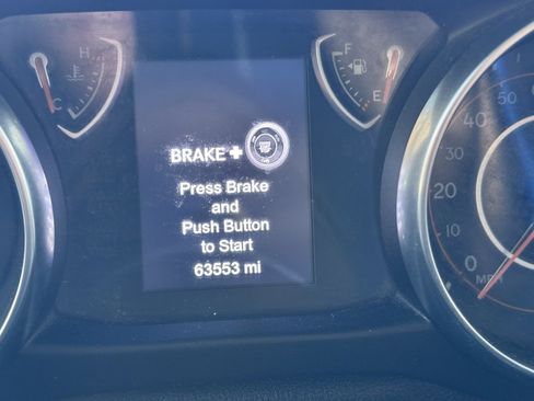 Used 2020 Jeep Gladiator Sport w/ Trailer Tow Package image 25