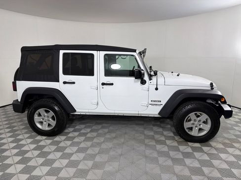 Used 2016 Jeep Wrangler Unlimited Sport w/ Quick Order Package 24S image 4