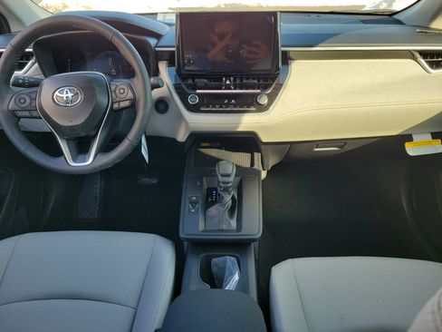 New 2026 Toyota Corolla Cross LE image 7