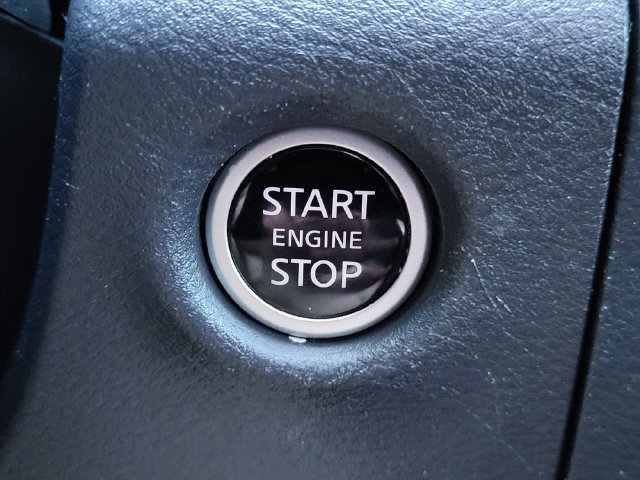 Certified 2025 Nissan Frontier PRO-4X AWD/4WD image 19