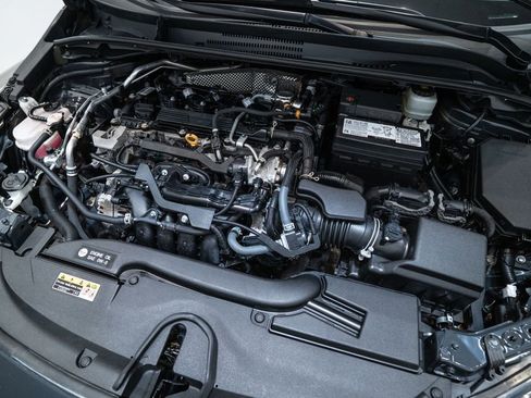 Used 2023 Toyota Corolla SE w/ Carpet Mat Package (TMS) image 33